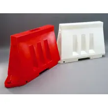 Silniční plastové svodidlo 80 – PE, červená, 800×400×1160 mm