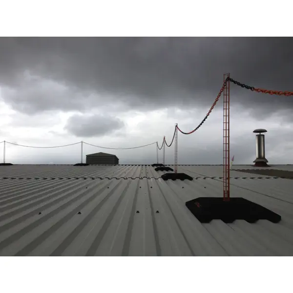 Střešní mobilní zábrana – spojovací článek pro plastový řetěz, černá