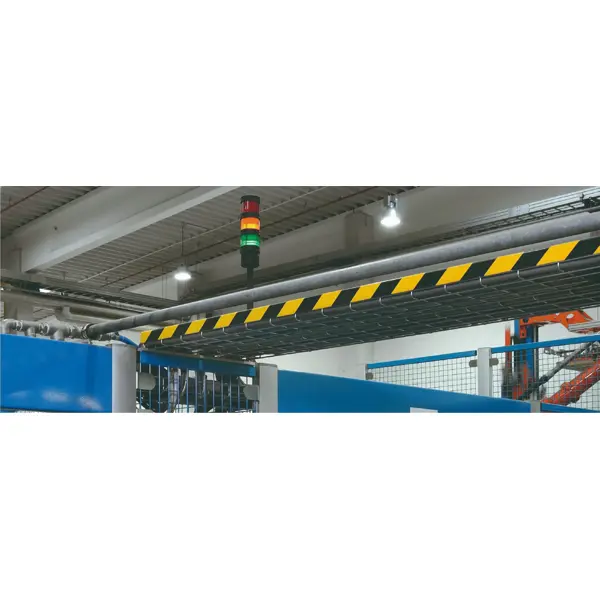 Vysoce reflexní výstražné značení WT-5219 – 50 mm × 5 m, červeno-bílá, směr doprava