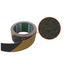 Výstražná protiskluzová páska – 50 mm × 5 m, žluto-černá