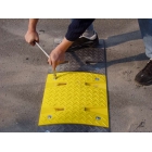 Zpomalovací práh, retardér – 10 km/h, koncový díl, černá