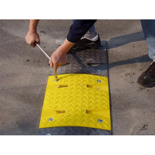 Zpomalovací práh, retardér – 20 km/h, koncový díl, žlutá