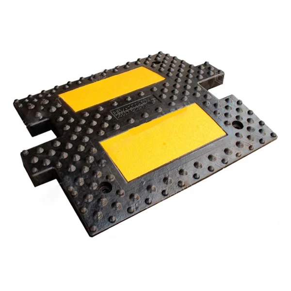 Zpomalovací práh, retardér s reflexními pruhy LP500, průběžný díl – 500×500×50 mm, černo-žlutá